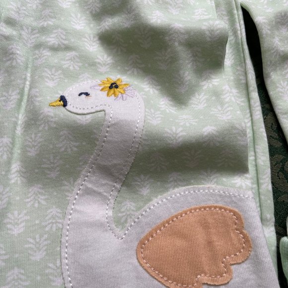 NWT 5t 5 o 4t 4 swan bird footie pajamas sleeper easter birthday carters spring - Picture 3 of 6